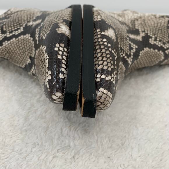 Vince Camuto Vp-Bibestie size 6.5M Ankle Bootie Snakeskin Pointed Toe Mob Wife - Picture 7 of 15